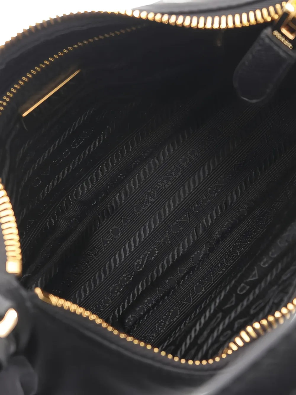 Pre-OwnedPrada Pre-Owned2020s Re-Edition 2005 mini bag