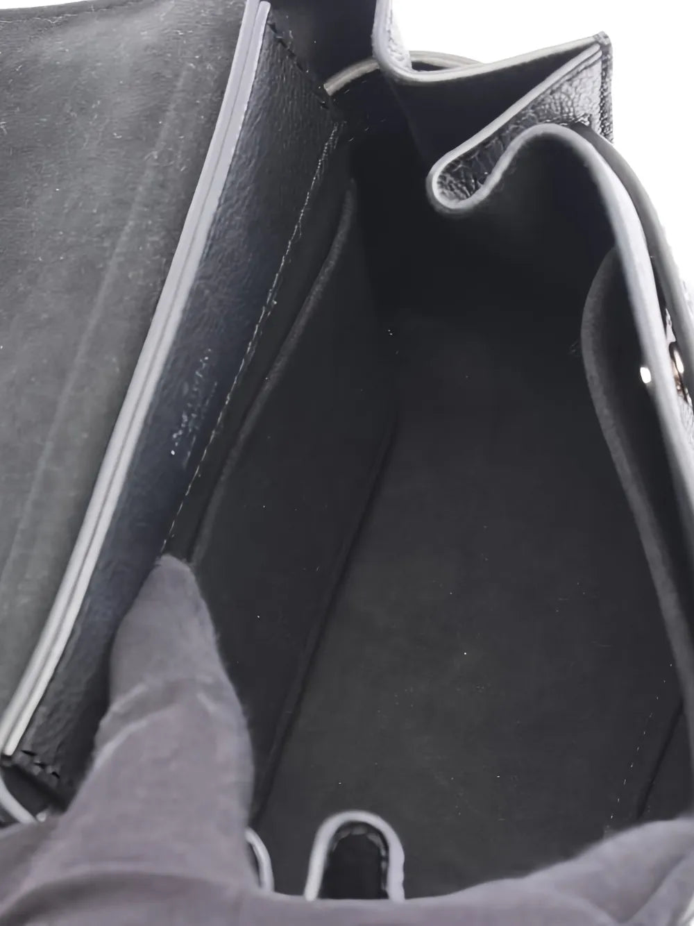 Pre-OwnedLouis Vuitton Pre-Owned2021s LockMe Ever mini tote bag