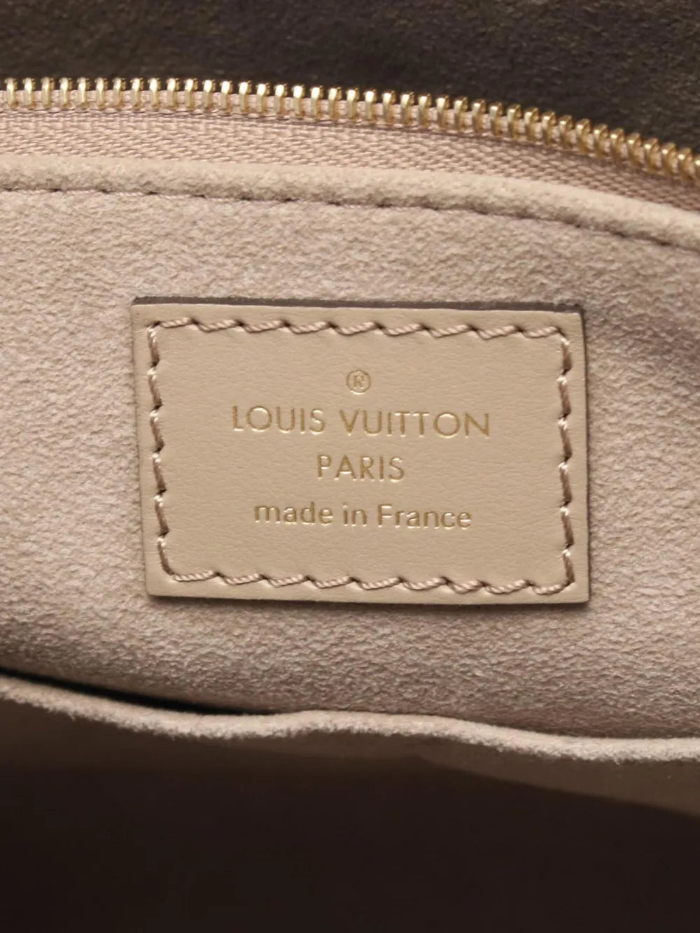 Pre-OwnedLouis Vuitton Pre-Owned2021-2025 Monogram Empreinte OnTheGo MM satchel
