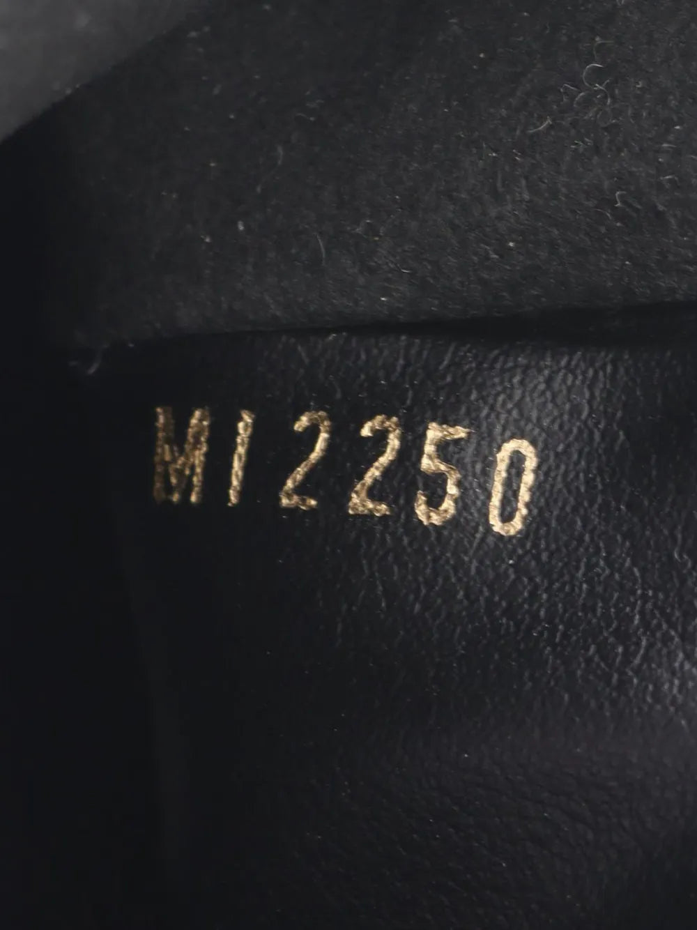 Pre-OwnedLouis Vuitton Pre-Owned2020 Monogram Giant Reverse Double Zip Pochette crossbody bag