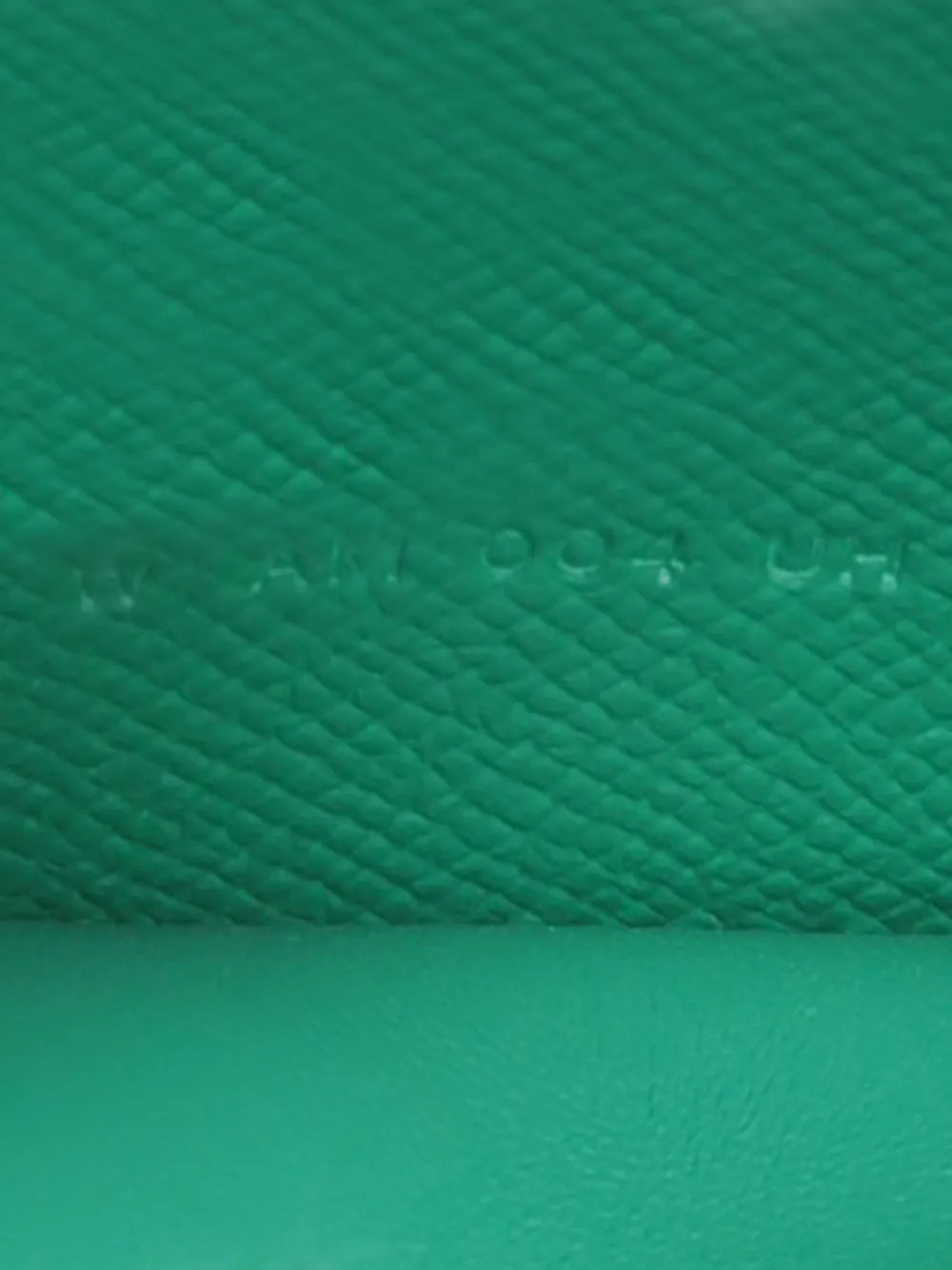 Pre-OwnedHermre-Owned2024 Epsom Hermesnap Wallet On Strap crossbody bag
