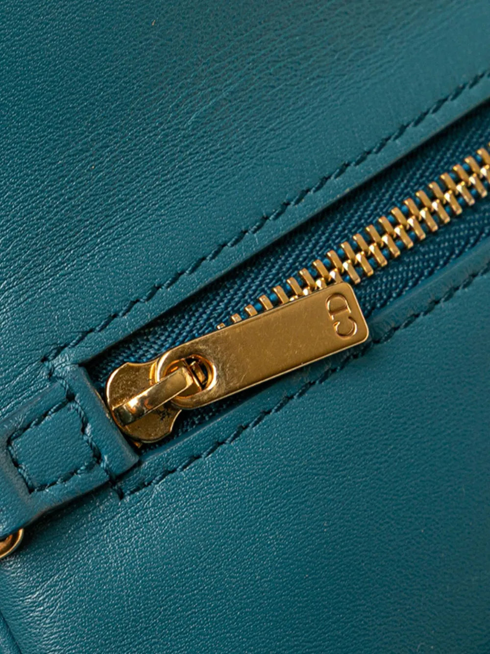 Pre-OwnedChristian Dior Pre-Owned2021 Medium Calfskin DiorDouble Chain Bag crossbody bag