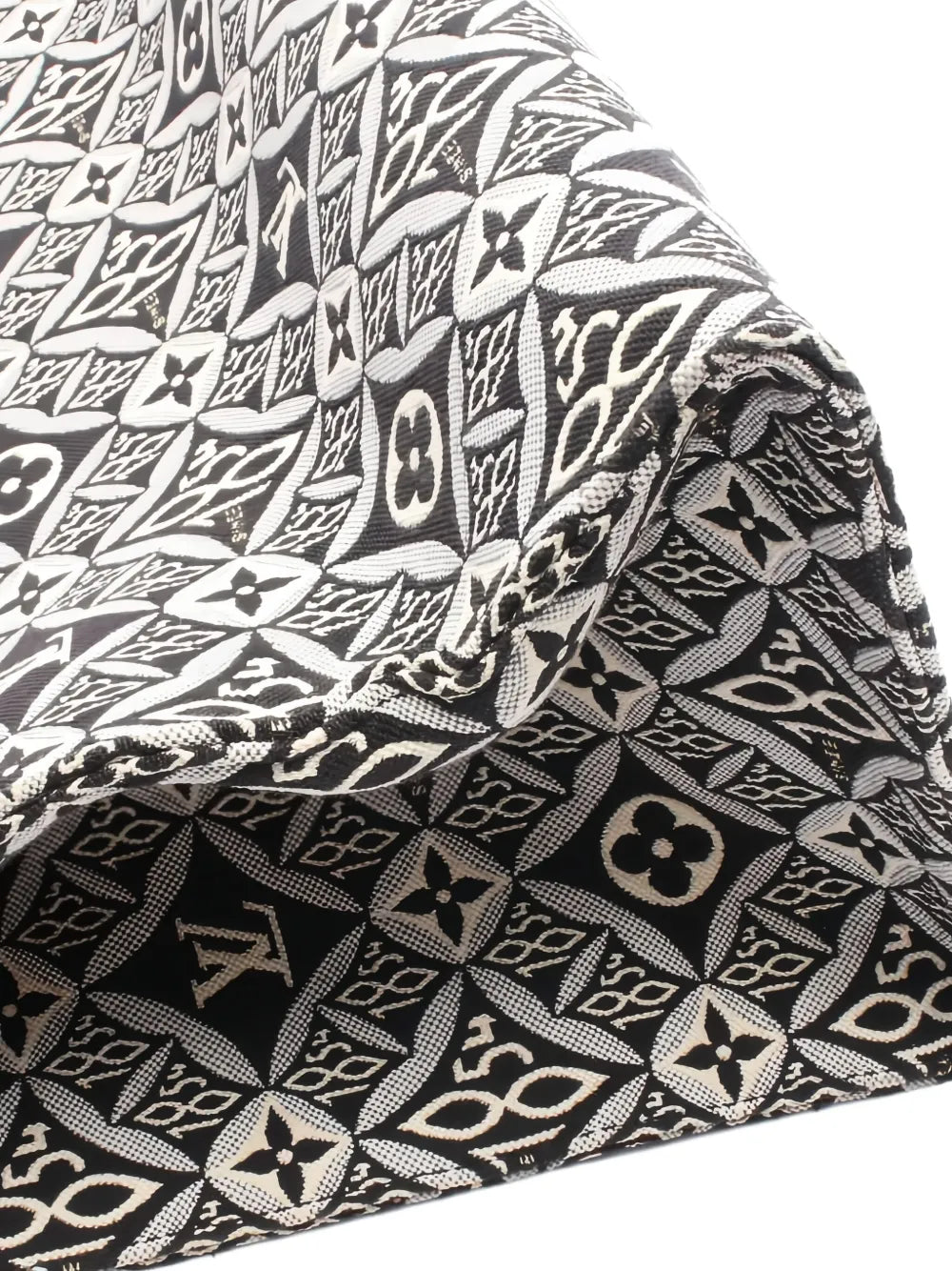 Pre-OwnedLouis Vuitton Pre-Owned2021 OnTheGo GM Monogram Tote Bag