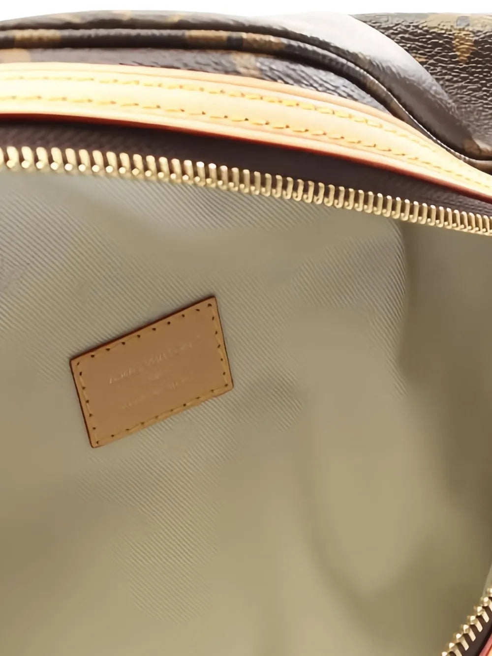Pre-OwnedLouis Vuitton Pre-Owned2021's monogram belt bag