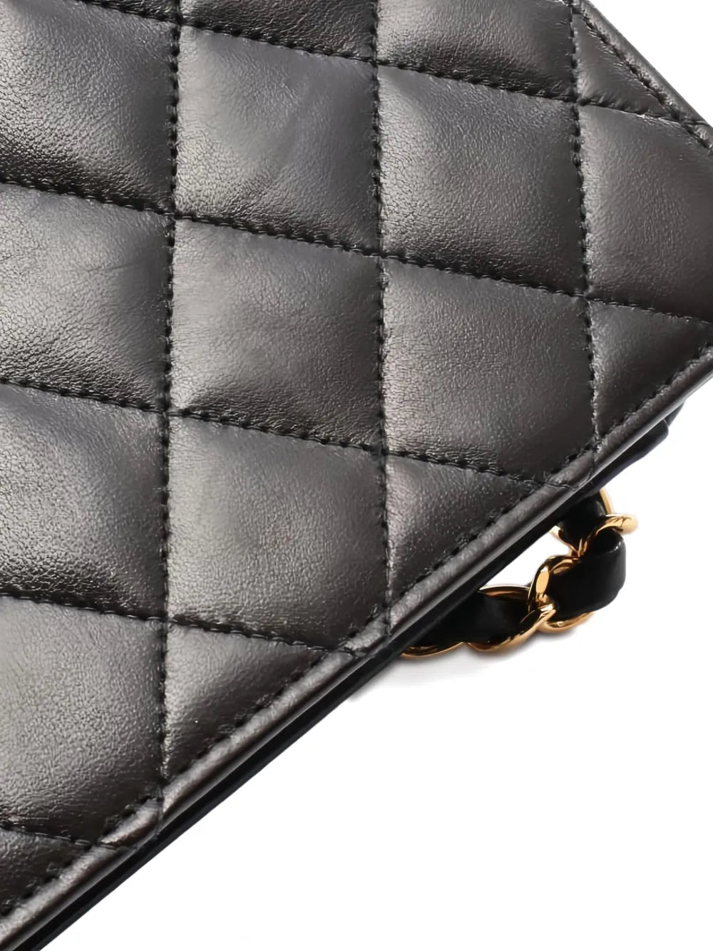Pre-OwnedCHANEL Pre-Owned1997-1999 matelasse flap chain shoulder bag