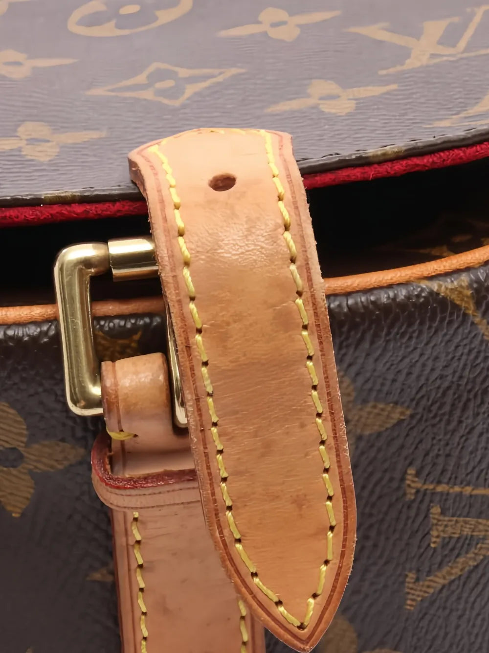 Pre-OwnedLouis Vuitton Pre-Owned2003 Tambourine monogram shoulder bag