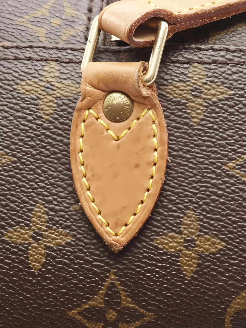 Pre-OwnedLouis Vuitton Pre-Owned2003 Blower monogram-pattern shoulder bag
