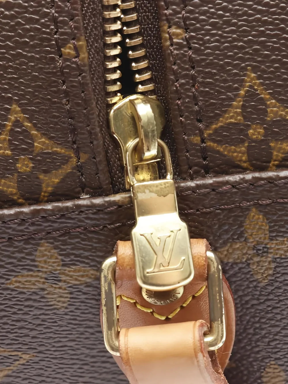 Pre-OwnedLouis Vuitton Pre-Owned2003 Blower monogram-pattern shoulder bag