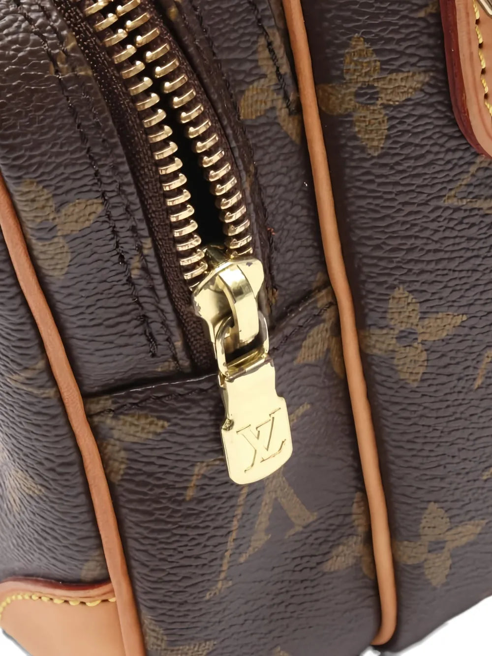 Pre-OwnedLouis Vuitton Pre-Owned2005 Monogram amazon crossbody bag