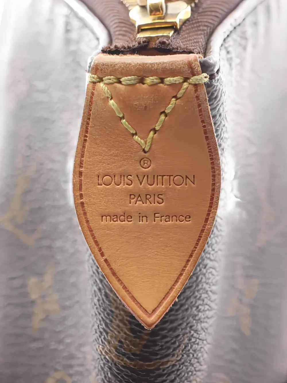 Pre-OwnedLouis Vuitton Pre-Owned2009 Totally Monogram MM shoulder bag