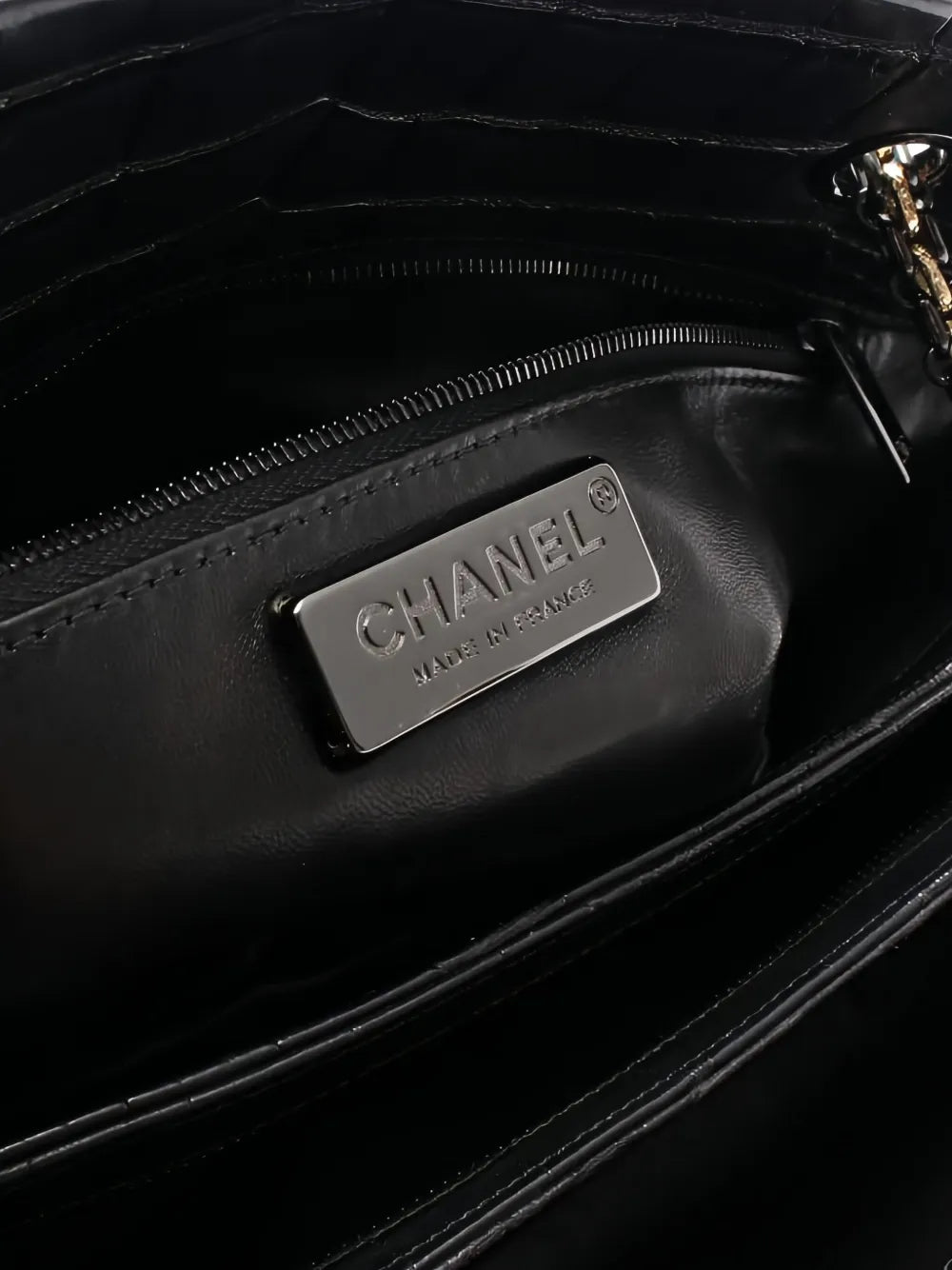 Pre-OwnedCHANEL Pre-Owned2011 Mademoiselle Bowling shoulder bag