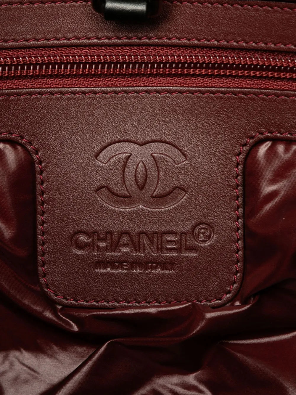 Pre-OwnedCHANEL Pre-Owned2011 Small Quilted Nylon Coco Cocoon tote bag