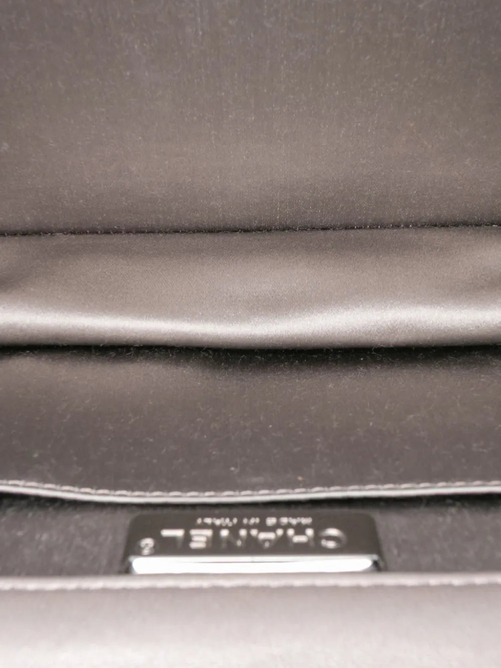 Pre-OwnedCHANEL Pre-Owned2016-2017 Small Lambskin Chocolate Bar CC Piercing Studded Chain Flap crossbody bag