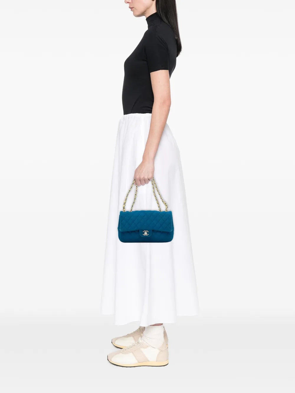 Pre-OwnedCHANEL Pre-Owned2009-2010 Medium Quilted Perforated Jersey Single Flap shoulder bag