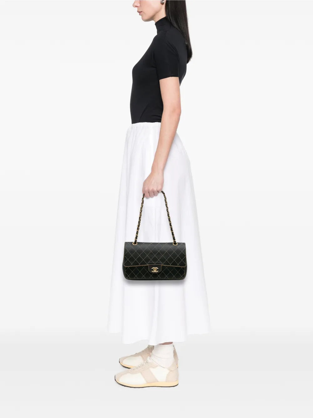 Pre-OwnedCHANEL Pre-Owned2017-2018 Medium Classic Calfskin Wild Stitch Double Flap shoulder bag