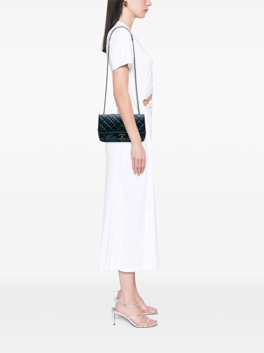 Pre-OwnedCHANEL Pre-Owned2016-2017 Medium Quilted Glazed Calfskin Coco Pleats Flap crossbody bag