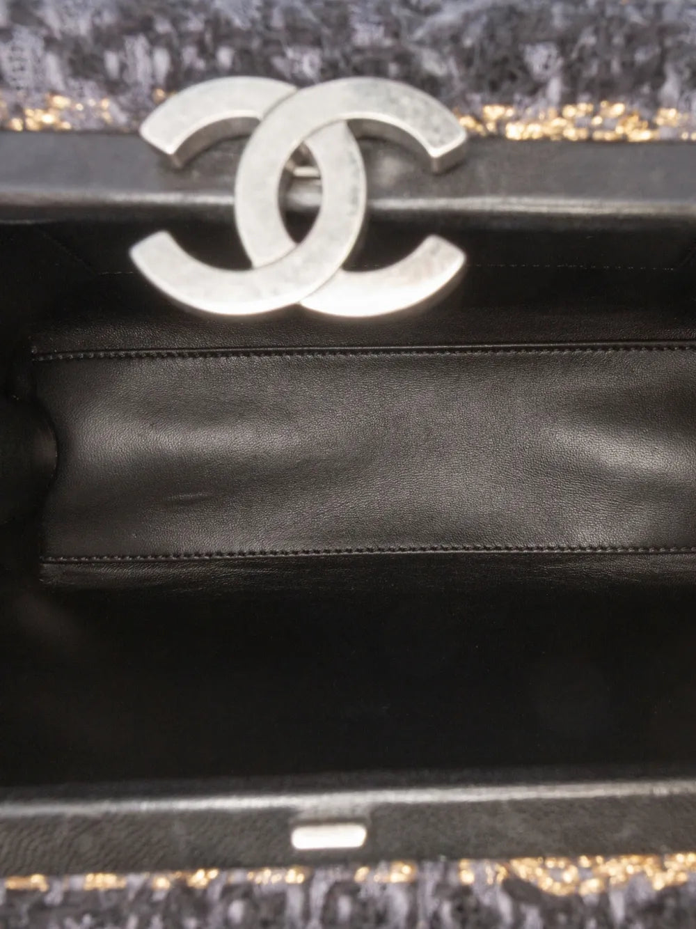 Pre-OwnedCHANEL Pre-Owned2016-2017 Multicolor Tweed Quadrato Box crossbody bag