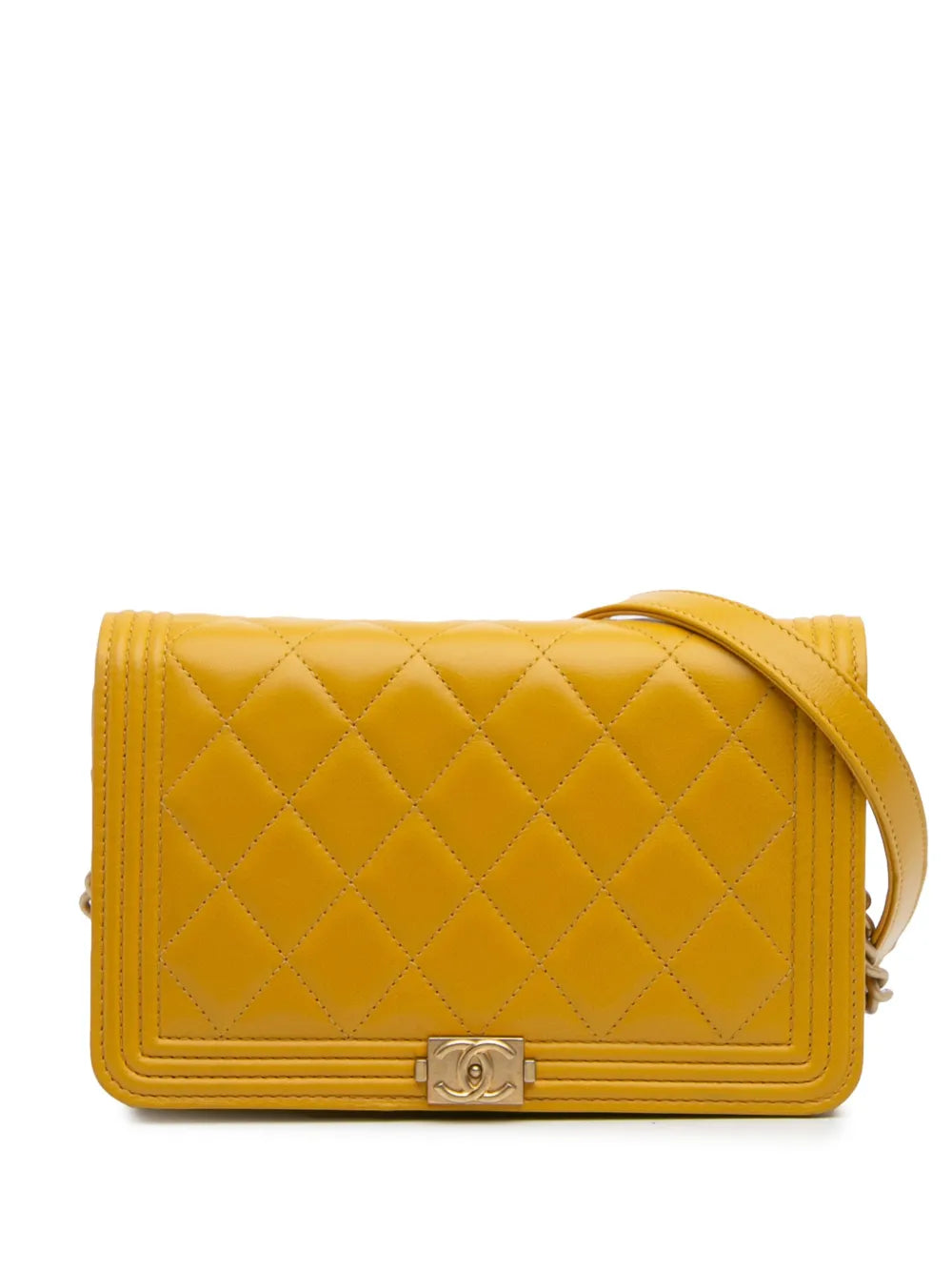 Pre-OwnedCHANEL Pre-Owned2019 Quilted Lambskin Boy Wallet On Chain crossbody bag