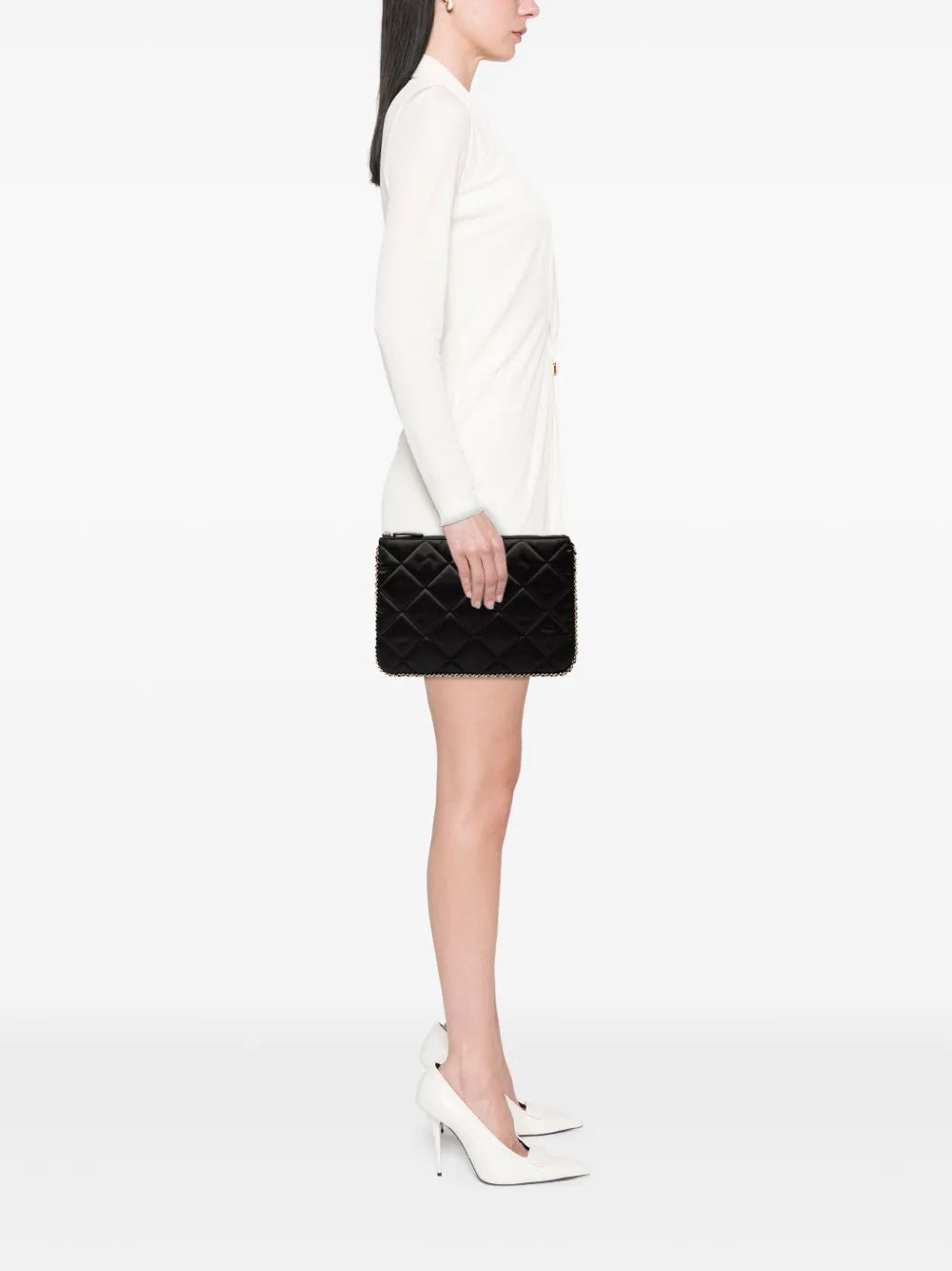 Pre-OwnedCHANEL Pre-Owned2019 CC Quilted Satin Chain Around clutch bag