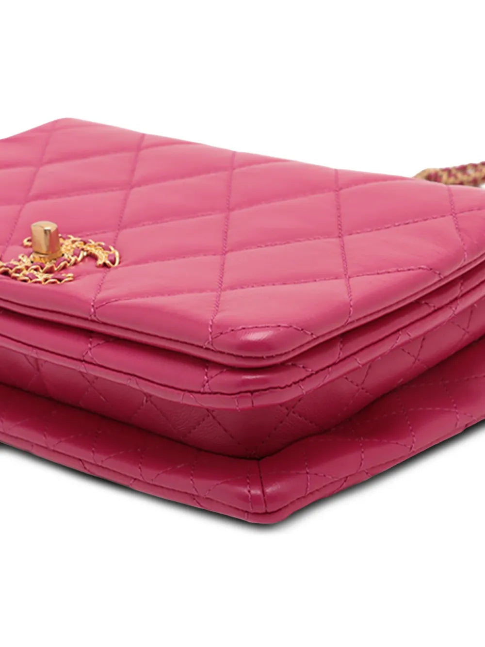 Pre-OwnedCHANEL Pre-Owned2021-2025 Small Quilted Lambskin On And On Chain Flap shoulder bag