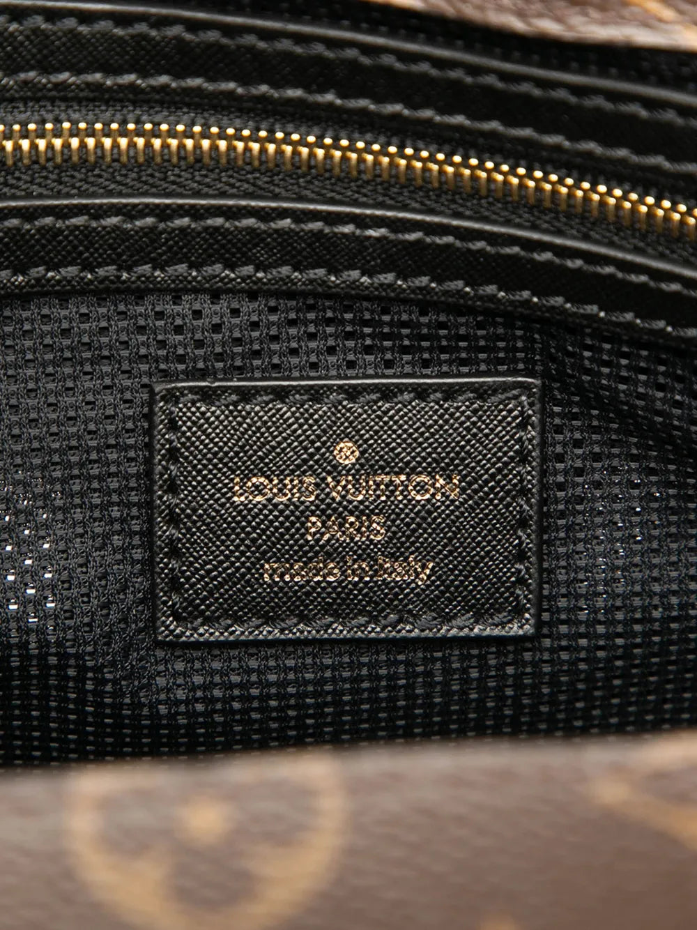 Pre-OwnedLouis Vuitton Pre-Owned2017 Monogram Tressage Tote satchel