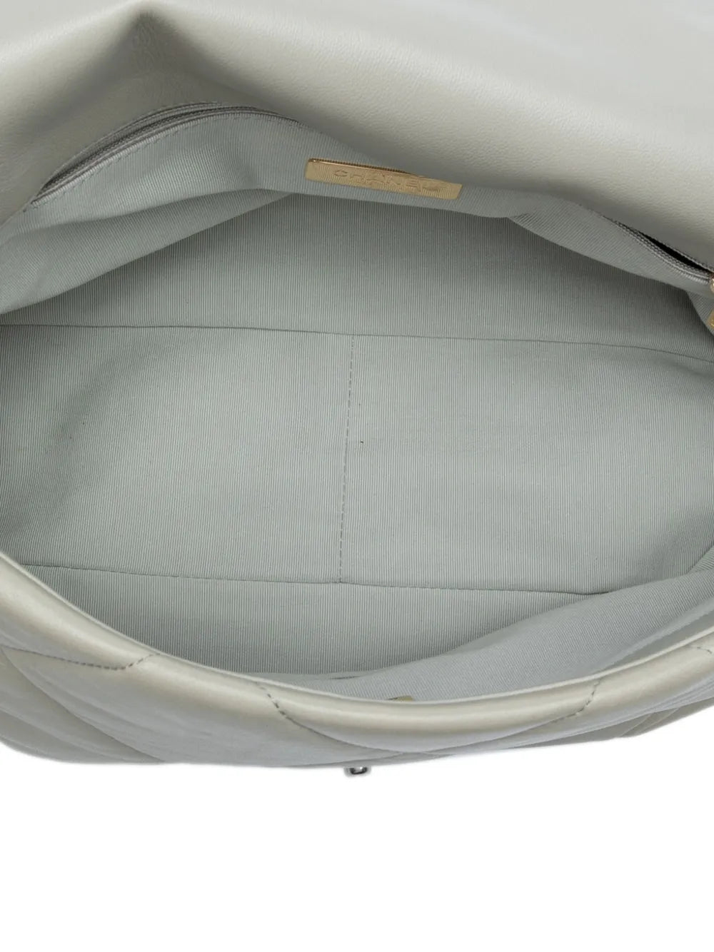 Pre-OwnedCHANEL Pre-Owned2021-2025 Maxi Lambskin 19 Flap satchel