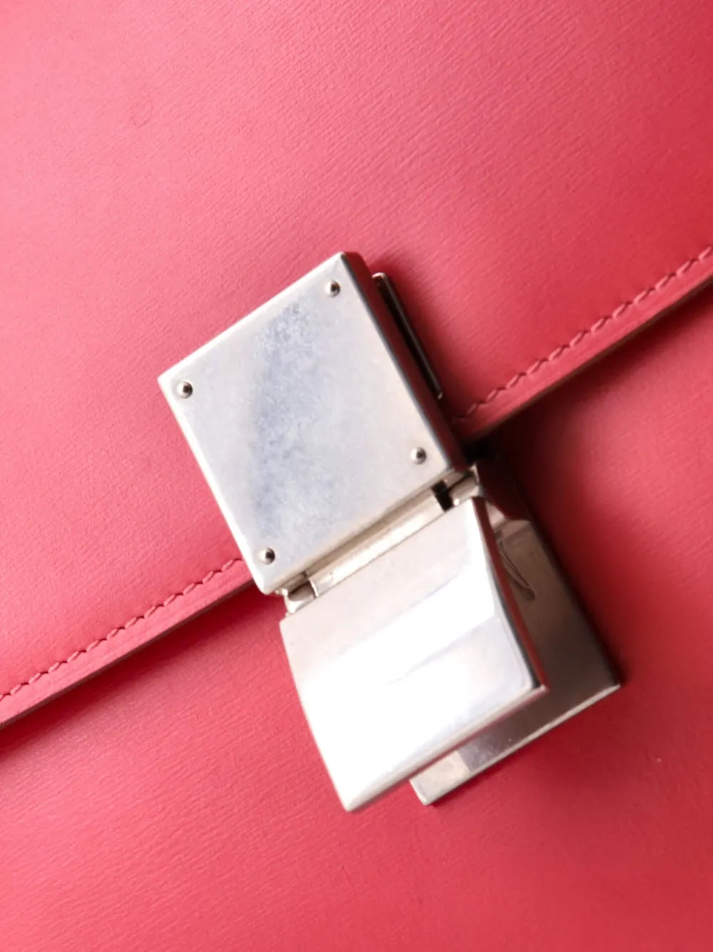Pre-OwnedCeline Pre-OwnedClassic Box Bag Smooth Leather Medium crossbody bag