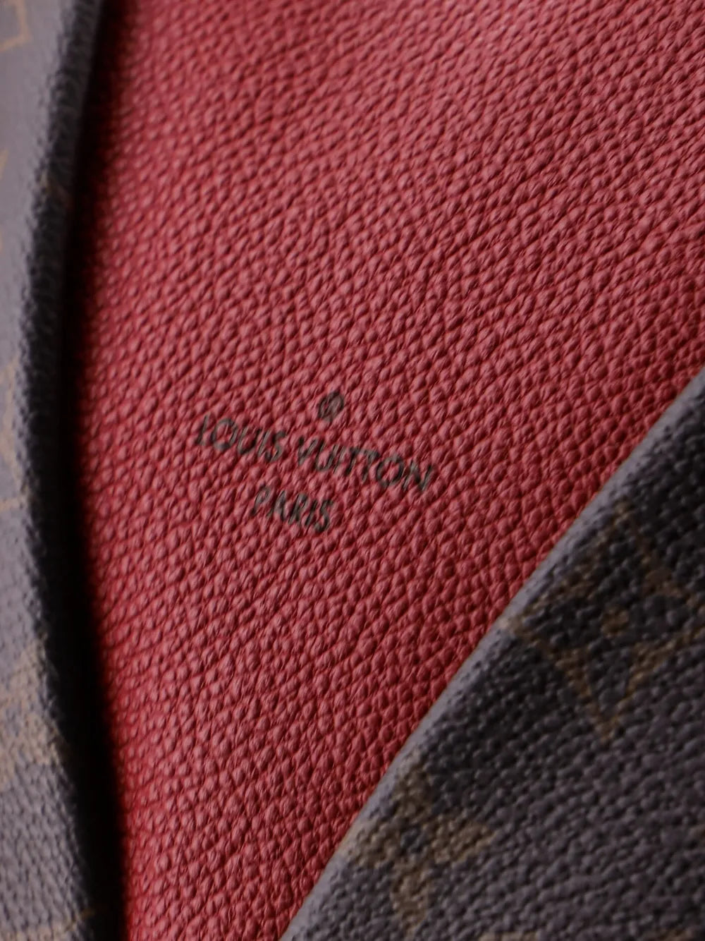 Pre-OwnedLouis Vuitton Pre-OwnedV Monogram Canvas and Leather BB tote bag