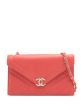 Pre-OwnedCHANEL Pre-Owned2019 Small Chevron Lambskin Envelope Flap crossbody bag