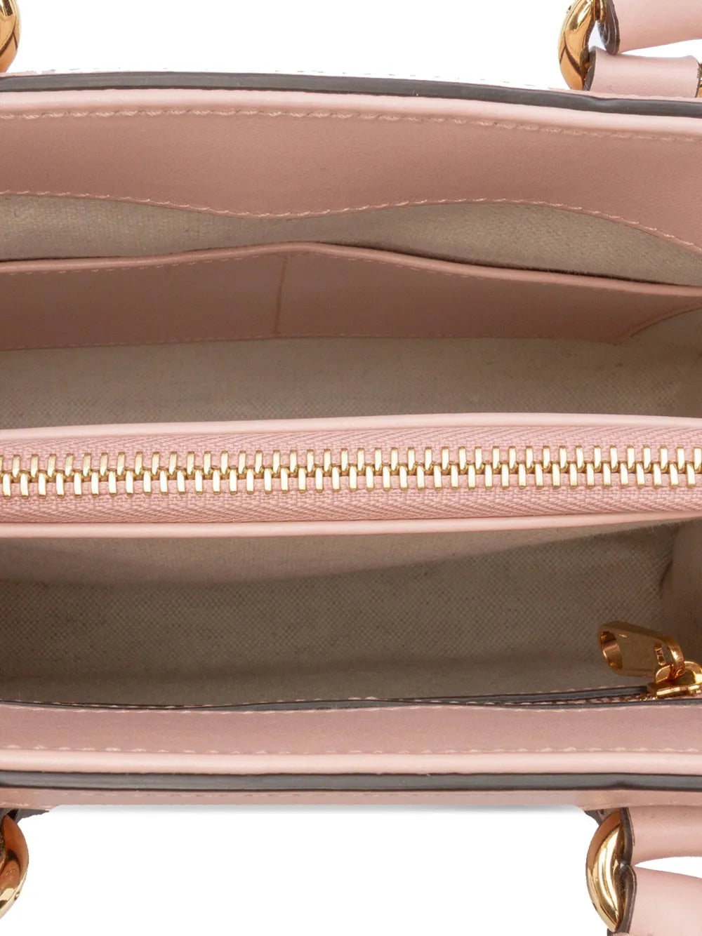 Pre-OwnedGucci Pre-Owned2016-2025 Mini GG Matelasse Leather Top Handle Bag satchel