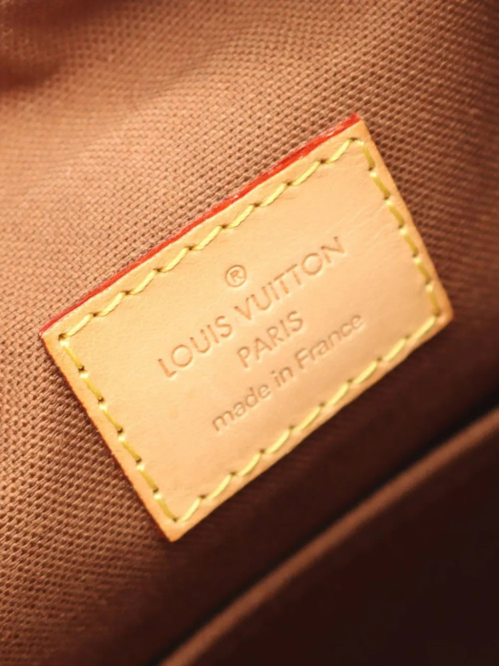 Pre-OwnedLouis Vuitton Pre-Owned2009 Monogram Odeon MM crossbody bag