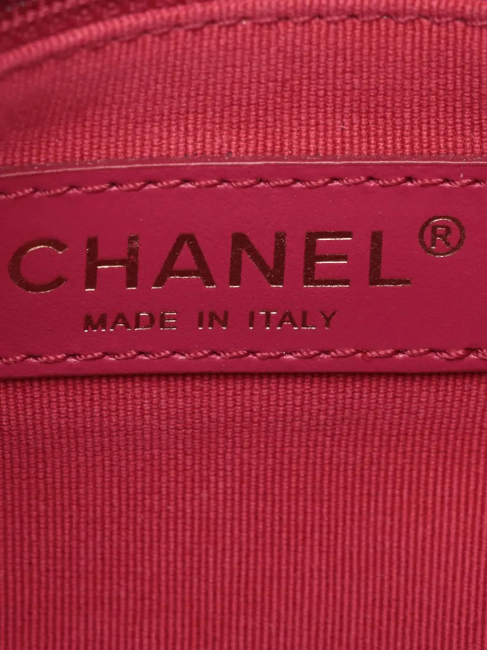 Pre-OwnedCHANEL Pre-Owned2021-2025 Small Quilted Caviar Chain Melody Flap crossbody bag
