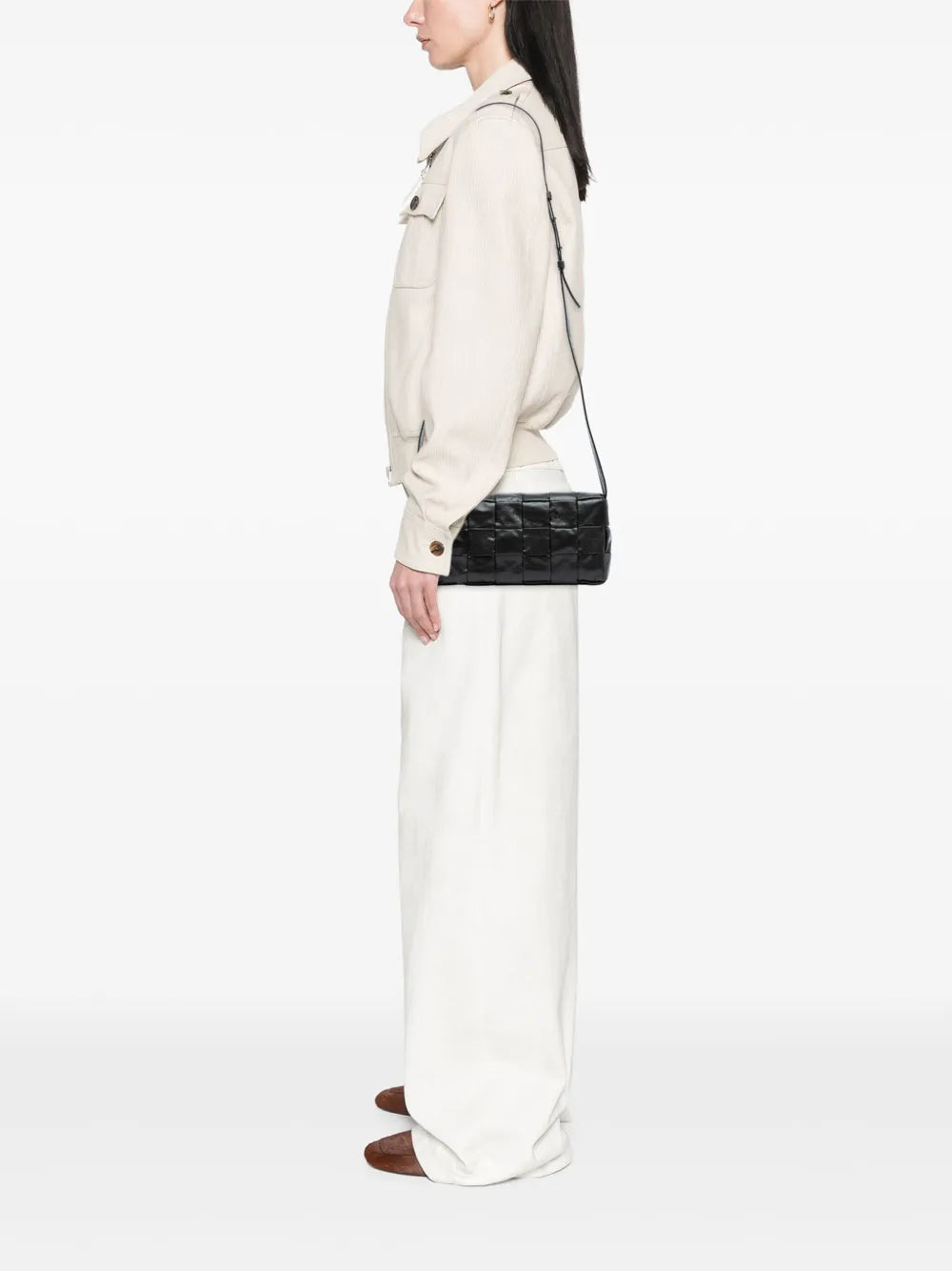 Pre-OwnedBottega Veneta Pre-Owned2012-2025 Stretch Paper Calfskin Intrecciato Cassette crossbody bag