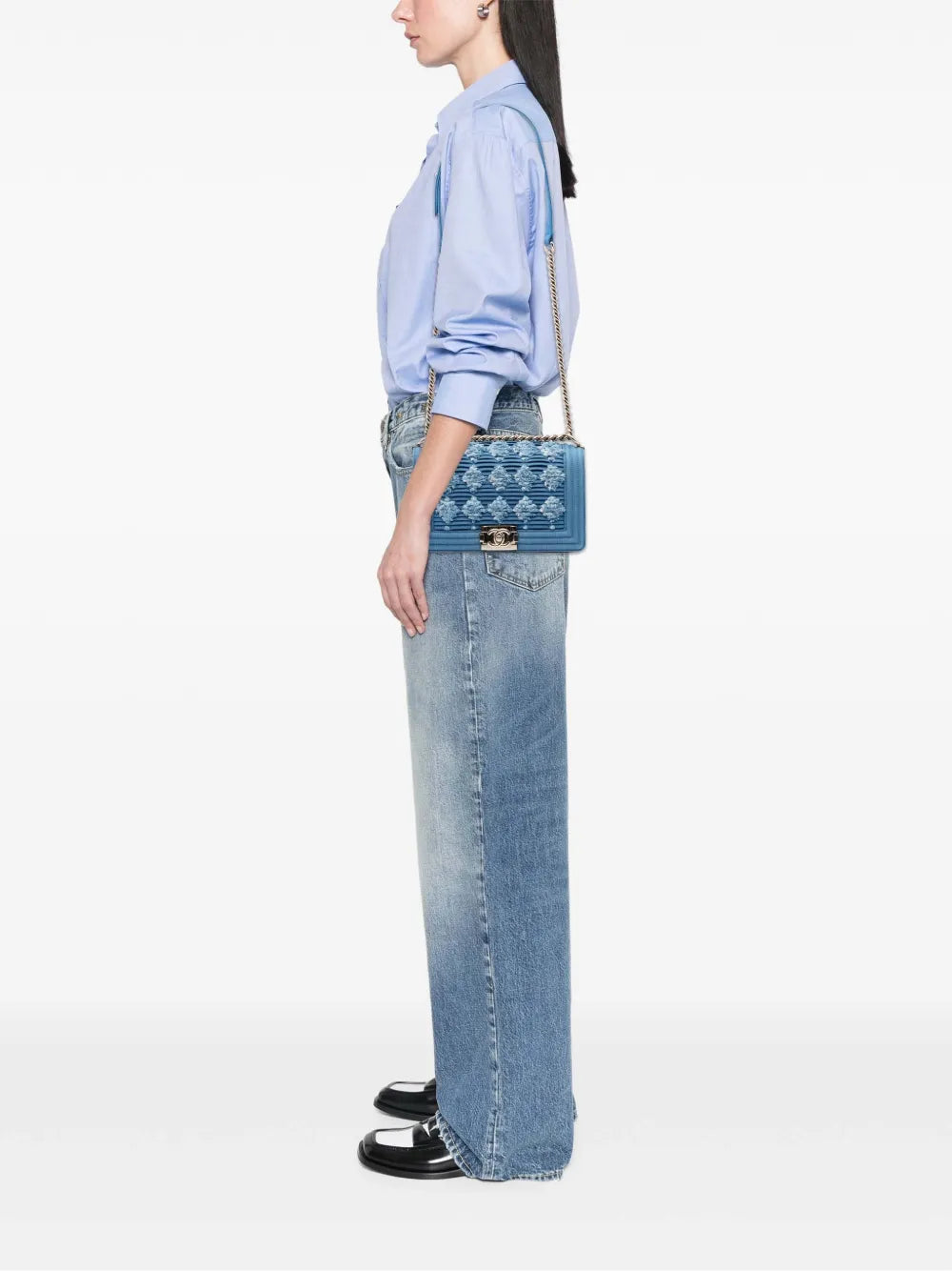 Pre-OwnedCHANEL Pre-Owned2019 Old Medium Pleated Denim Boy Flap crossbody bag