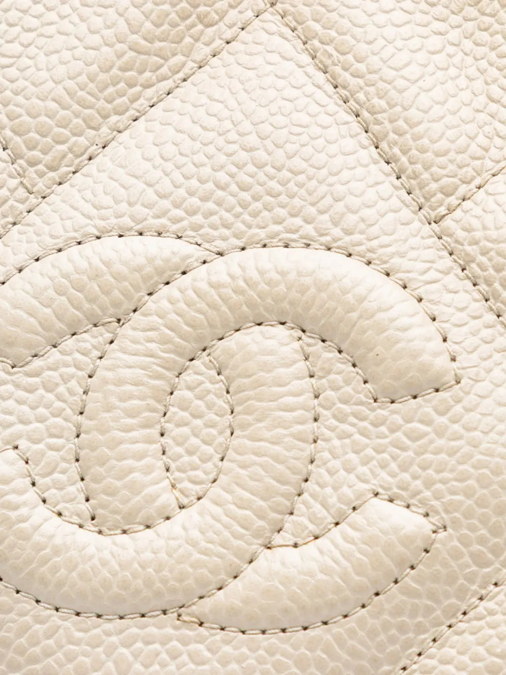 Pre-OwnedCHANEL Pre-Owned1994-1996 CC Quilted Caviar crossbody bag