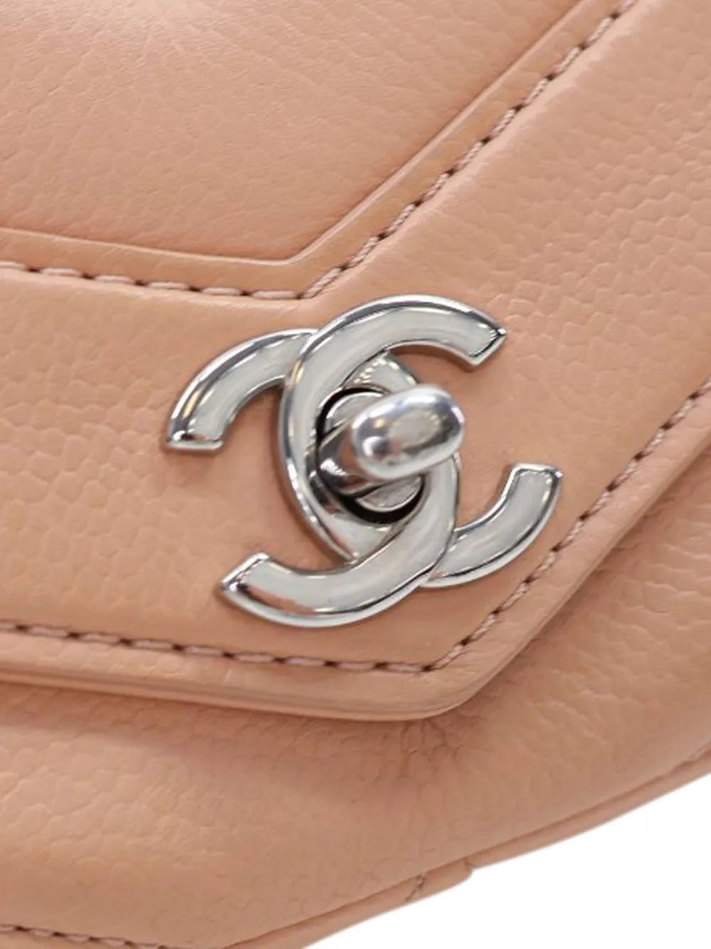 Pre-OwnedCHANEL Pre-Owned2017-2018 Small Chevron Caviar Data Center Envelope Flap crossbody bag