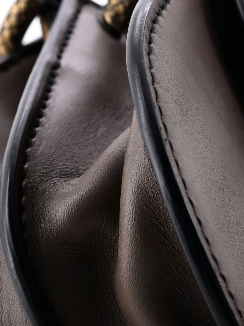 Pre-OwnedBottega Veneta Pre-OwnedUmbria Leather Small shoulder bag