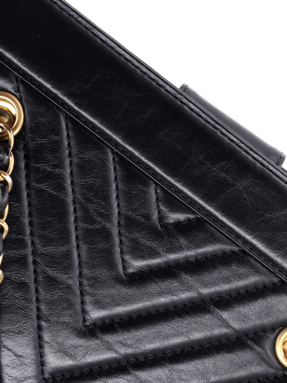 Pre-OwnedCHANEL Pre-OwnedCC Chain Shopping Chevron Calfskin Medium tote bag