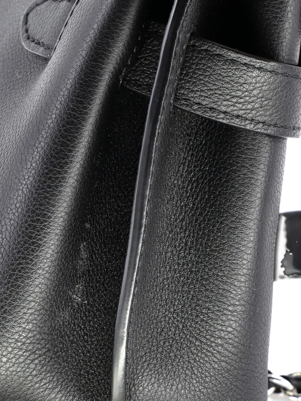Pre-OwnedLouis Vuitton Pre-OwnedLockme Ever Handbag Leather Mini satchel