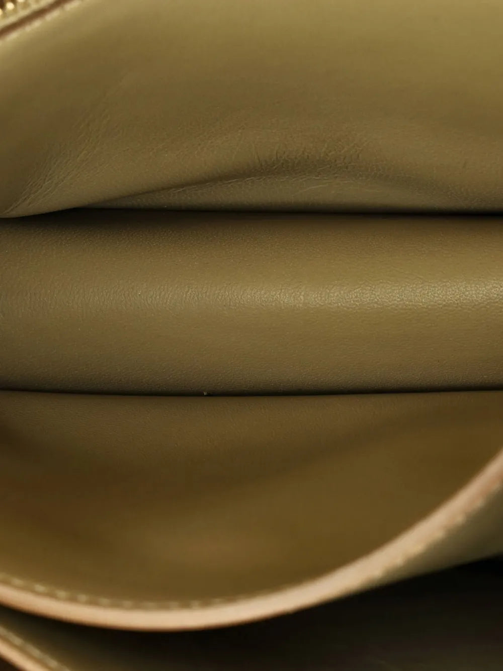 Pre-OwnedBurberry Pre-OwnedTB Flap Chain Bag Monogram Embossed Leather Small crossbody bag
