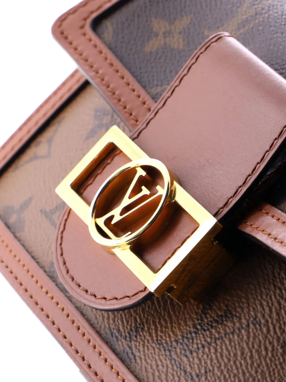 Pre-OwnedLouis Vuitton Pre-OwnedDauphine Chain Wallet Reverse Monogram Canvas clutch bag