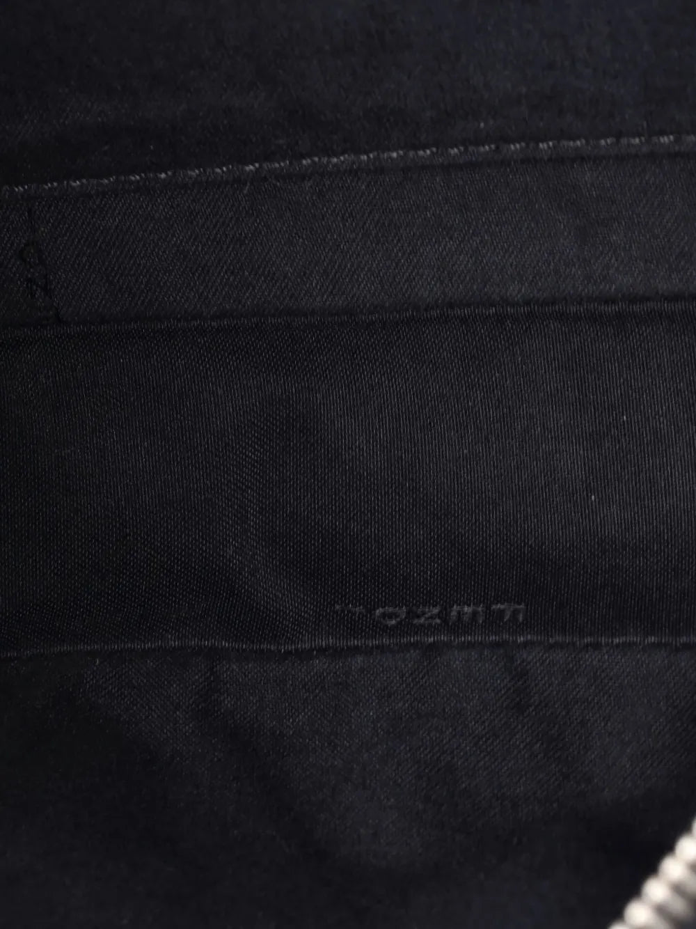 Pre-OwnedFendi Pre-OwnedLogo Camera Bag Embossed Leather crossbody bag