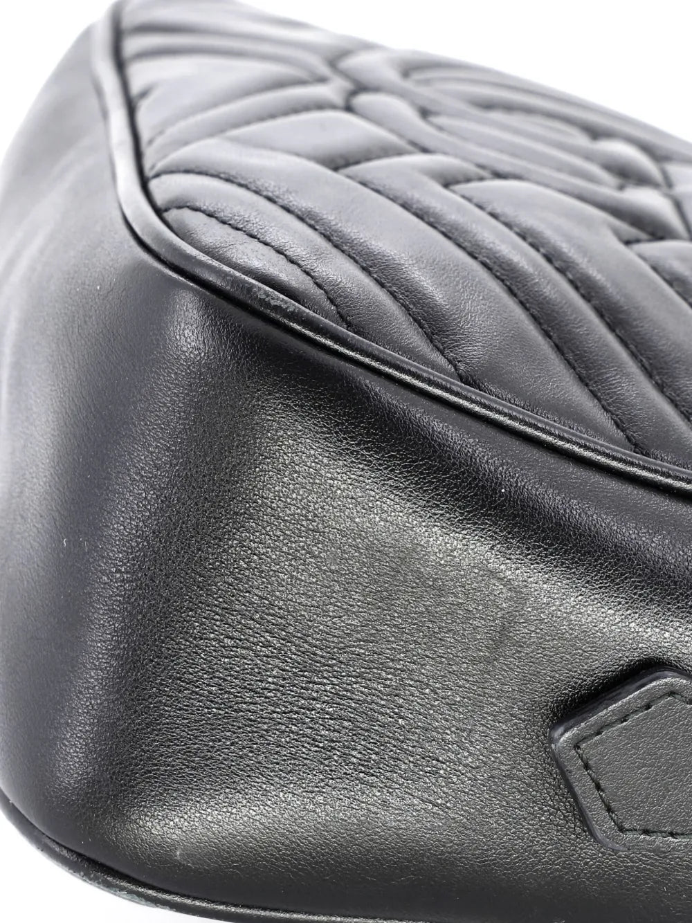 Pre-OwnedGucci Pre-OwnedGG Marmont Shoulder Bag Matelasse Leather Small crossbody bag