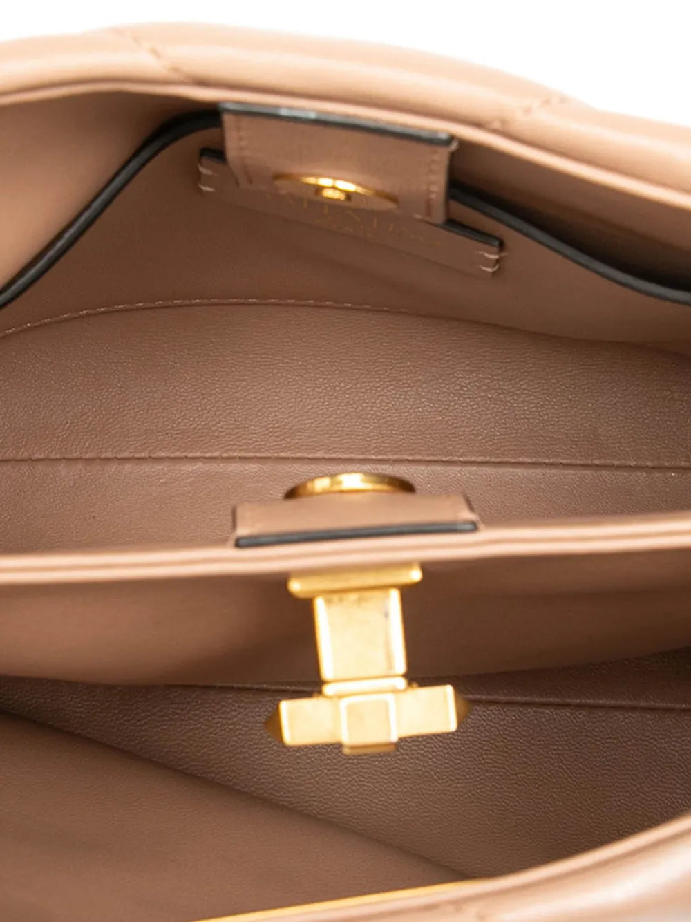 Pre-OwnedValentino Garavani Pre-Owned2018-2025 Small Nappa Roman Stud The Handle Bag satchel