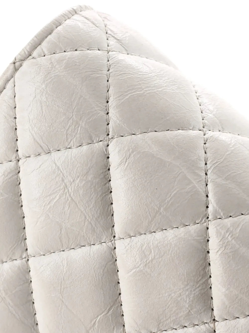 Pre-OwnedCHANEL Pre-OwnedGabrielle Wallet on Chain Quilted Aged Calfskin crossbody bag