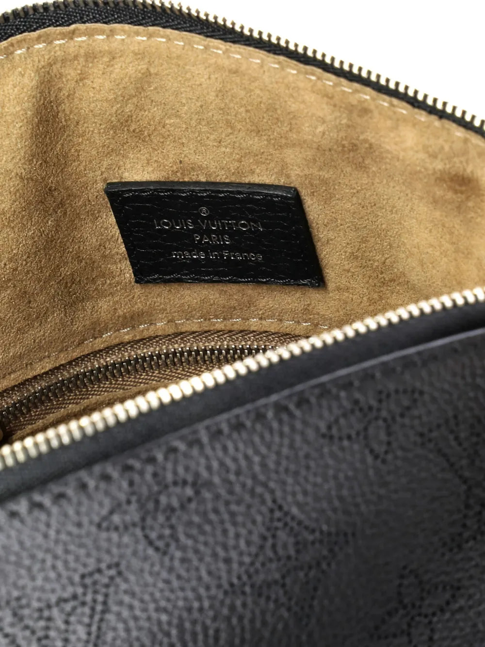 Pre-OwnedLouis Vuitton Pre-OwnedBabylone Handbag Mahina Leather BB hobo bag