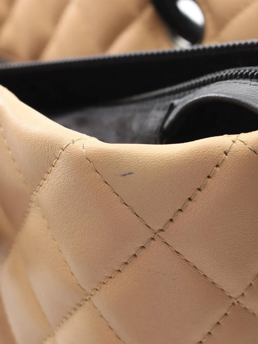 Pre-OwnedCHANEL Pre-Owned2004-2005 Large Cambon Ligne tote bag