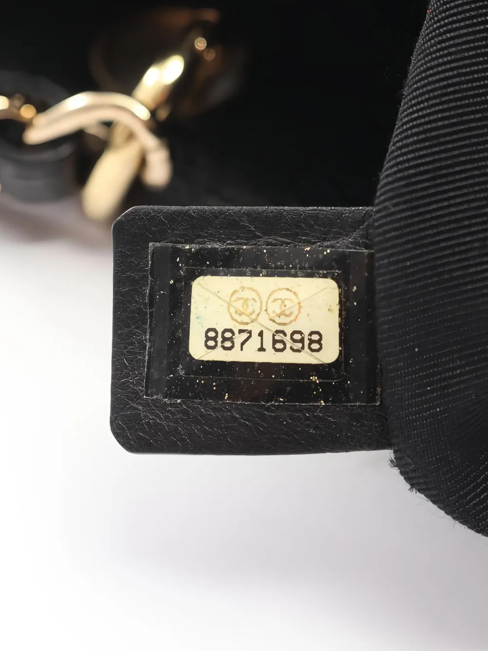 Pre-OwnedCHANEL Pre-Owned2003-2004 Matelassé chain tote bag