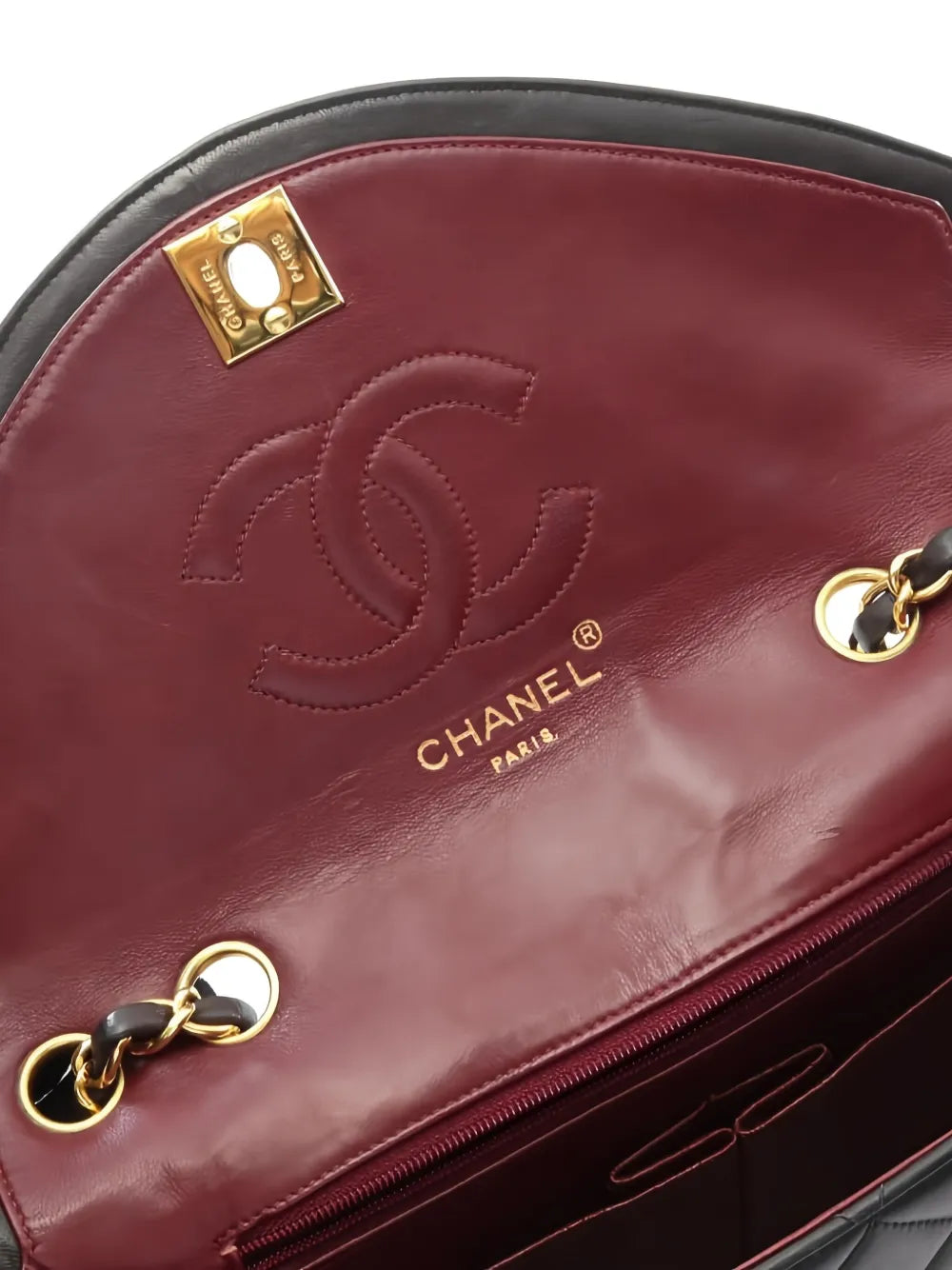 Pre-OwnedCHANEL Pre-Owned1991-1994 Matelasse Paris chain shoulder bag