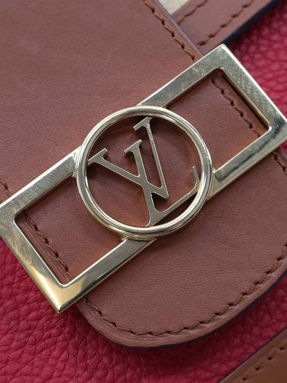 Pre-OwnedLouis Vuitton Pre-Owned2021-2025 Taurillon Dauphine MM satchel